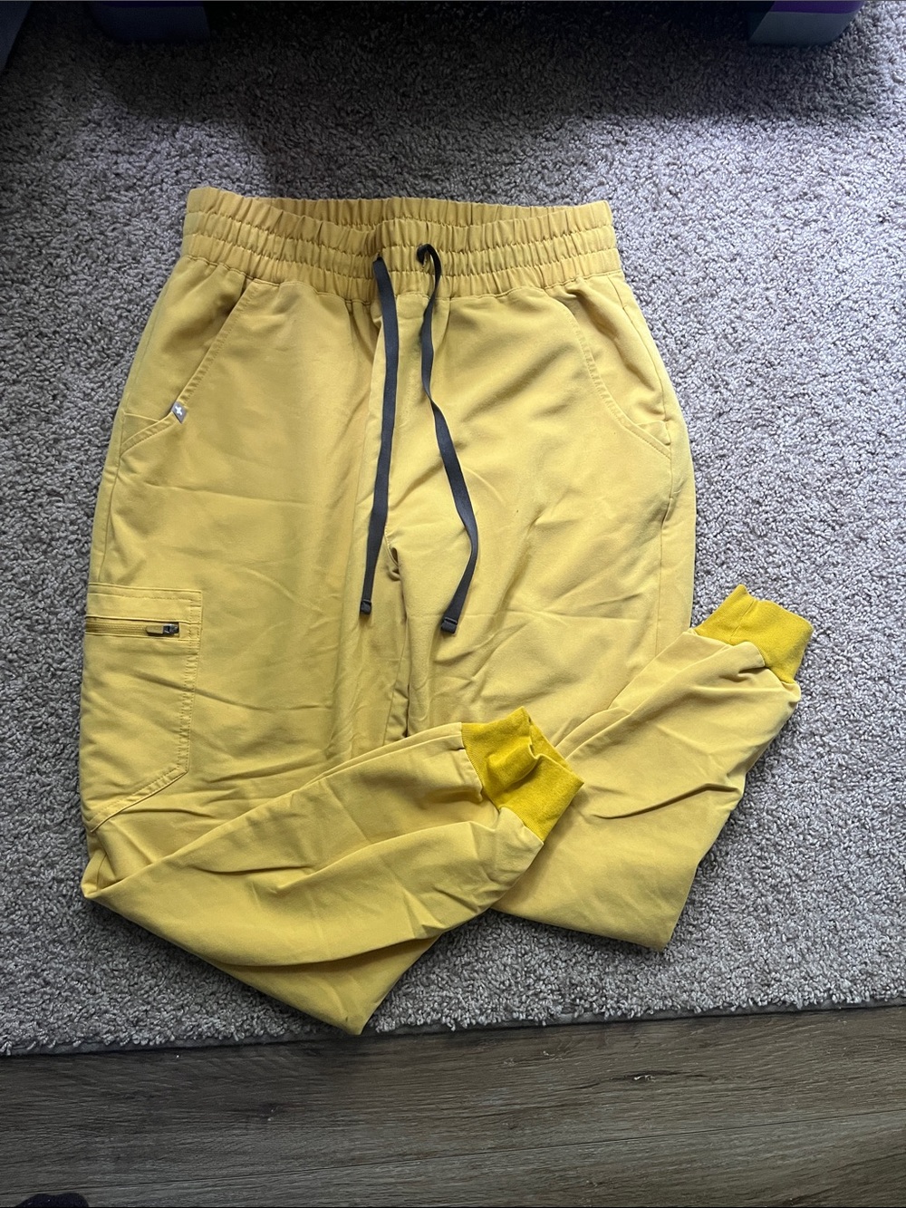 Yellow Figs Joggers Scrubs
